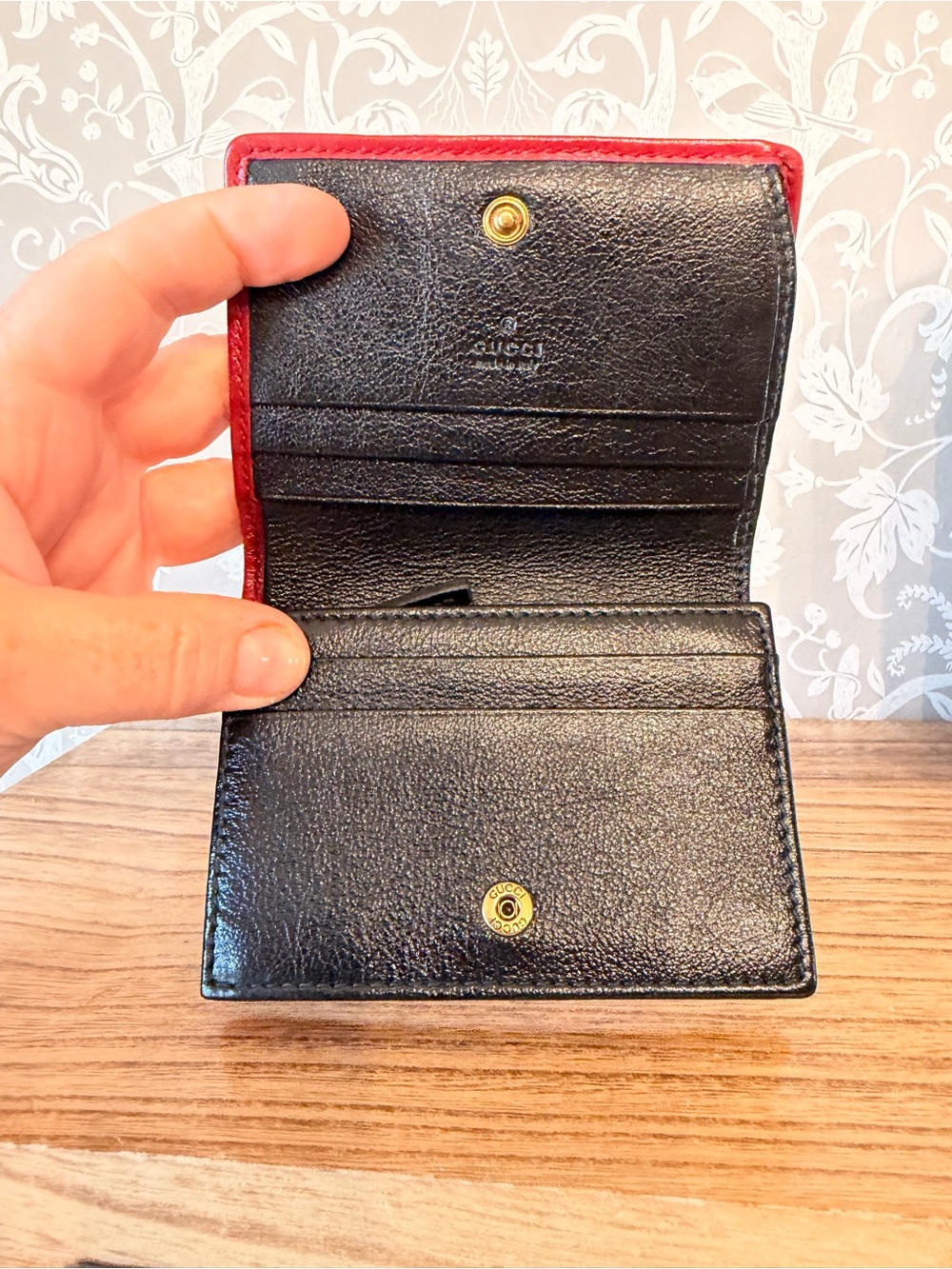 Gucci Black/Red Quilted Glazed Leather GG Marmont Card Case Sold Out! - Picture 8 of 15